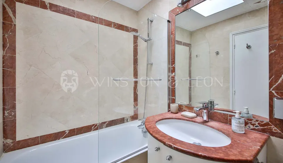 Salle de bain 1