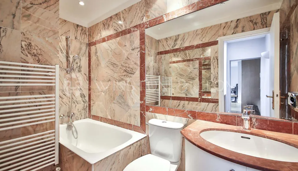 Salle de bain 1