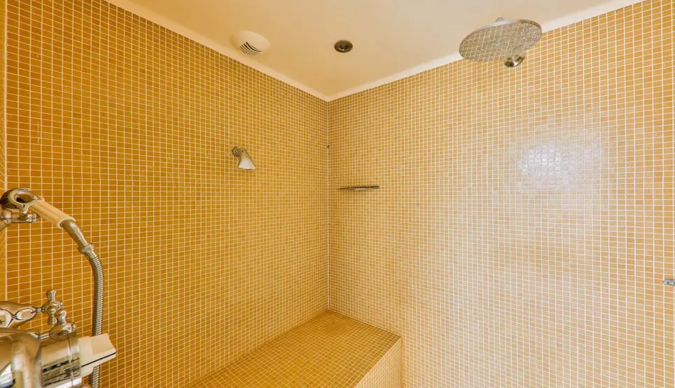 Salle de bain 1