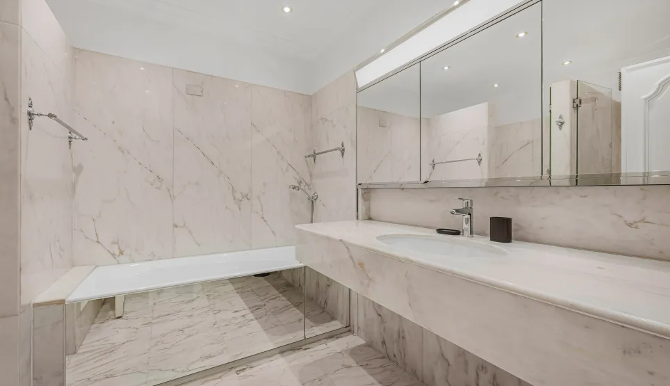 Salle de bain 1