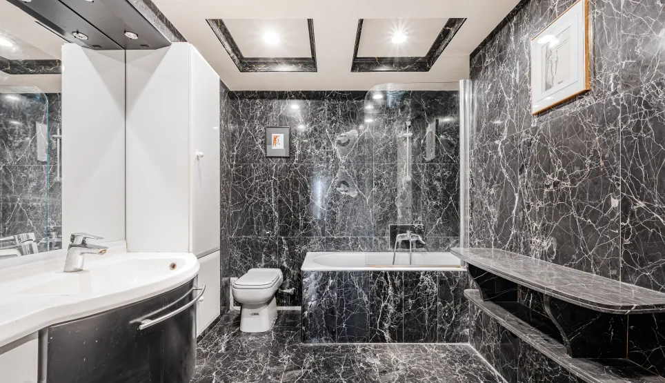 Salle de bain 1