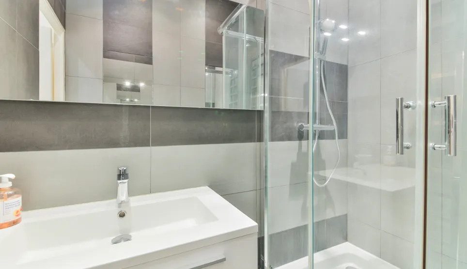 Salle de bain 1