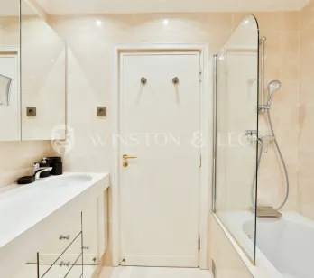 Salle de bain 1