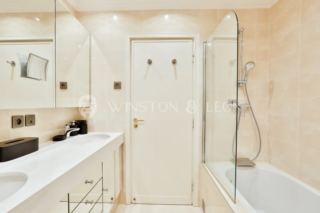 Salle de bain 1