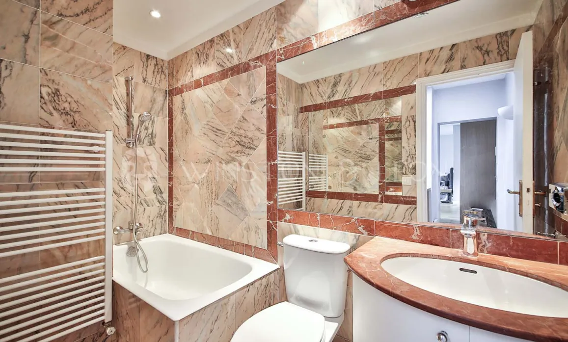 Salle de bain 1