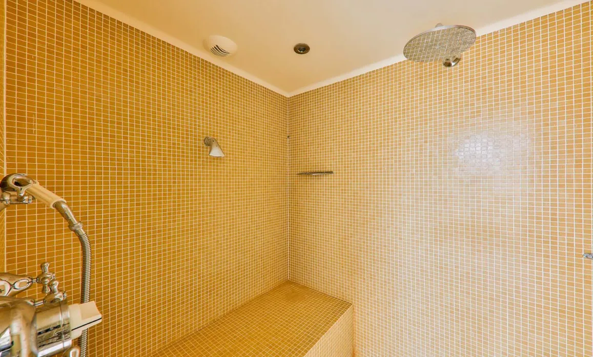 Salle de bain 1